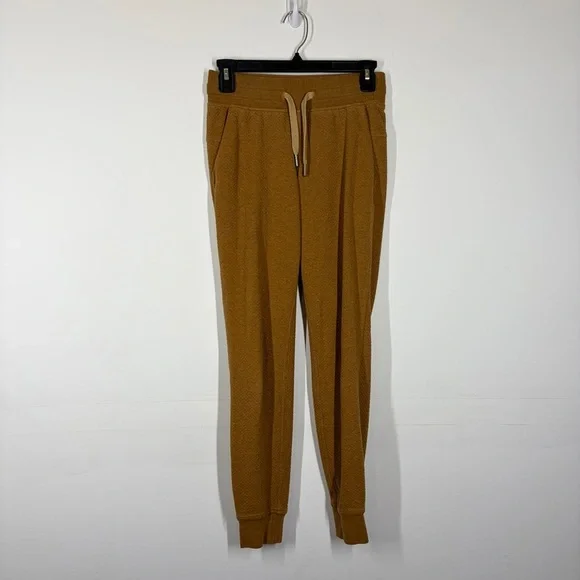 Lululemon Warm Down MR Jogger Size 2 - Picture 1 of 9